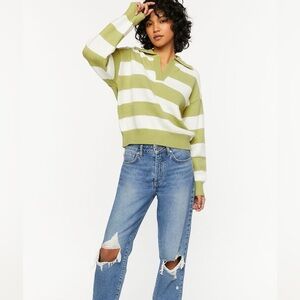 Striped Collared pullover Sweater